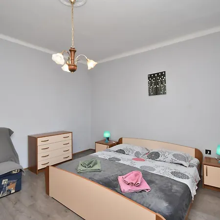 Apartment Kumi *